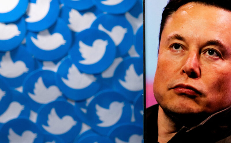 Musk reverses again, now ready to buy Twitter at original price